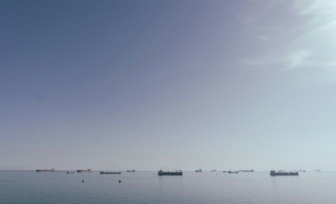 Maak een transatlantische oversteek over de oceaan